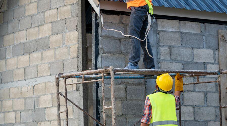 Professional residential roofers in Skippers, VA